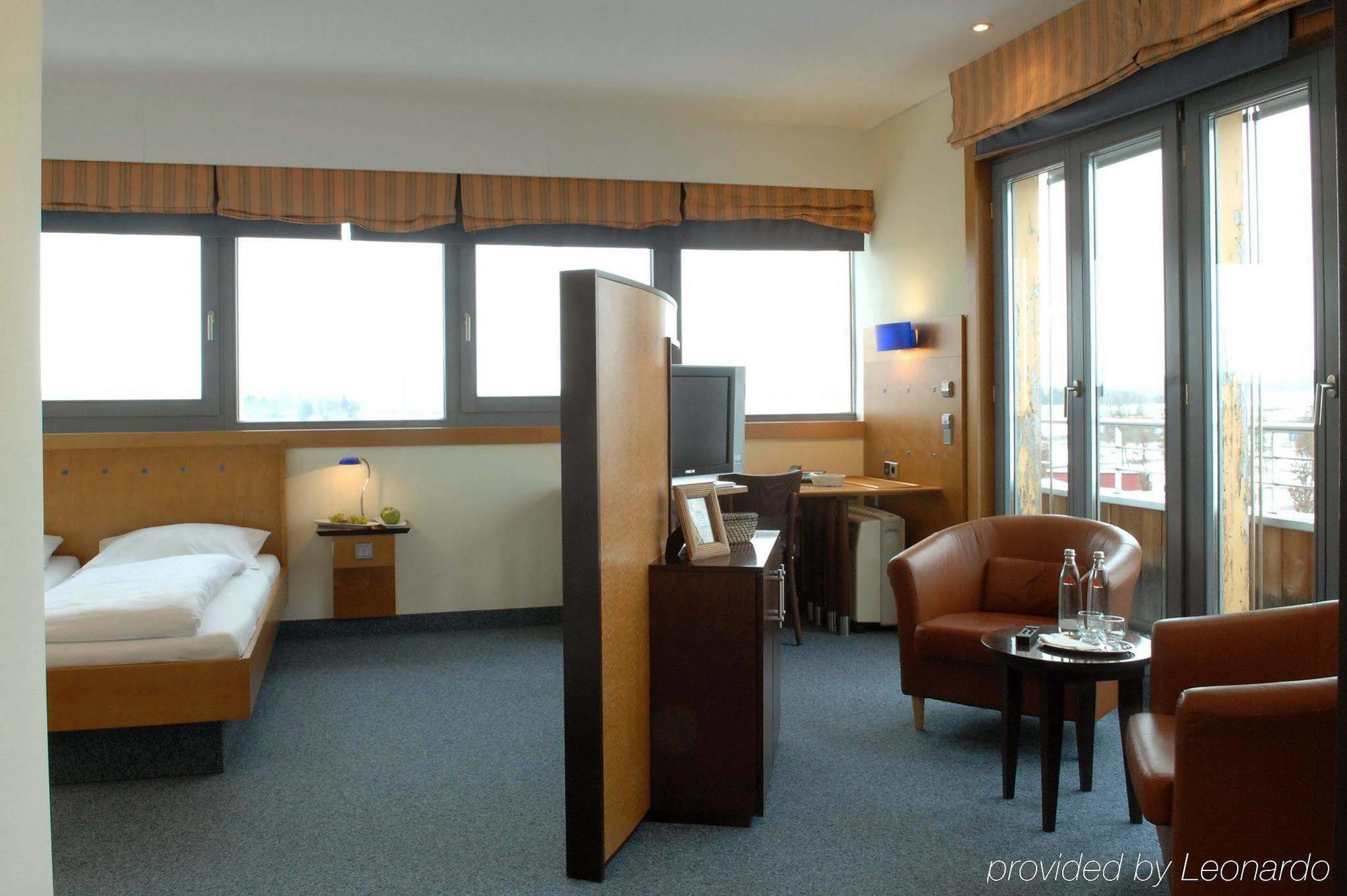 Hotel Leipheim Sued الغرفة الصورة